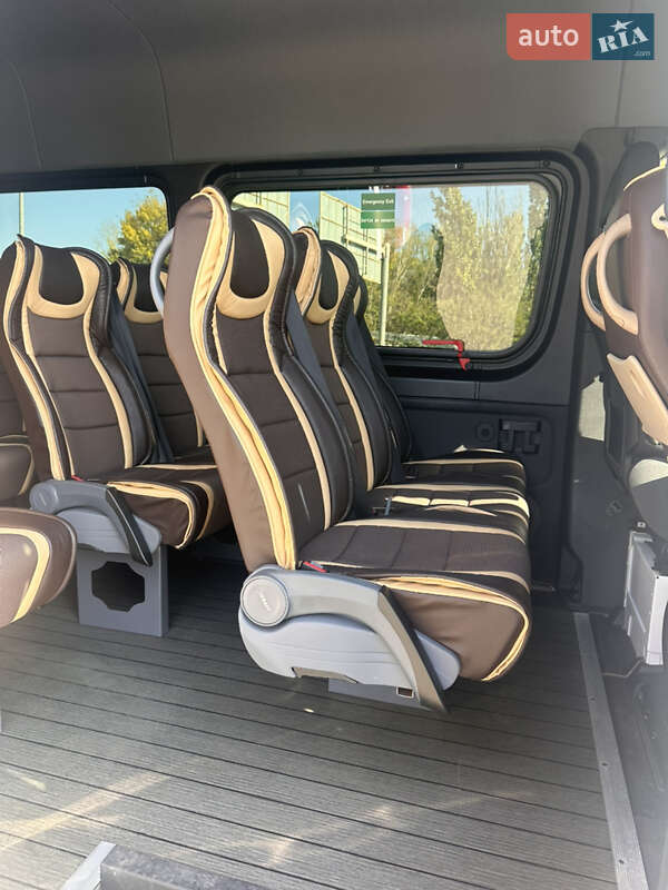 Туристический / Междугородний автобус Mercedes-Benz Sprinter 2022 в Одессе