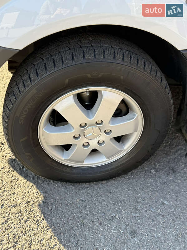 Грузовой фургон Mercedes-Benz Sprinter 2014 в Ровно фото 14 Грузовой фургон Mercedes-Benz Sprinter 2014 в Ровно