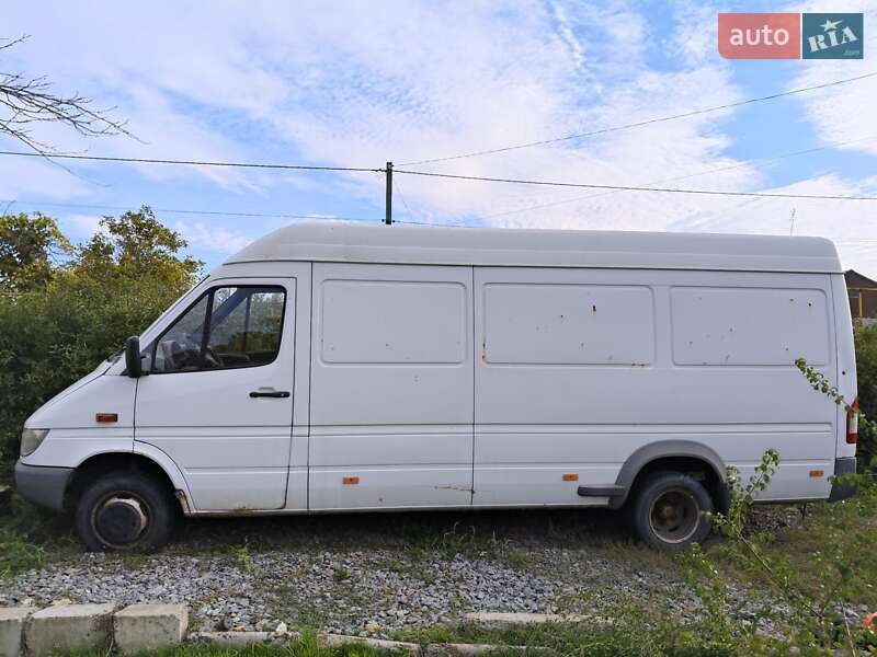 Грузовой фургон Mercedes-Benz Sprinter 2005 в Одессе фото 3 Грузовой фургон Mercedes-Benz Sprinter 2005 в Одессе