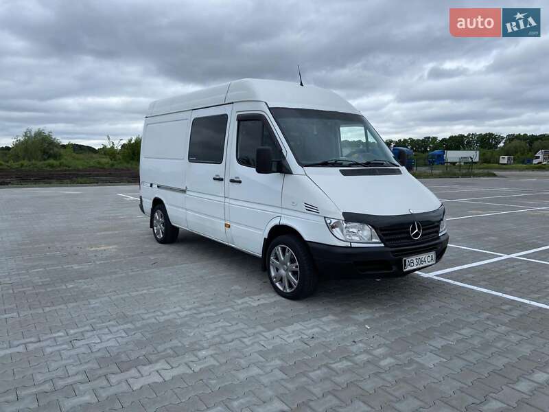 Грузовой фургон Mercedes-Benz Sprinter 2002 в Киеве фото 2 Грузовой фургон Mercedes-Benz Sprinter 2002 в Киеве