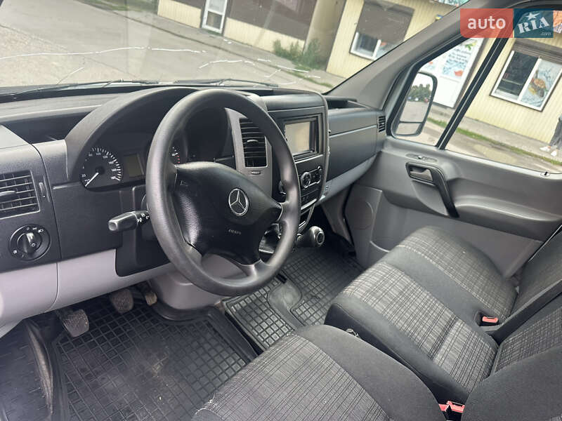 Микроавтобус грузовой (до 3,5т) Mercedes-Benz Sprinter 2013 в Дымере