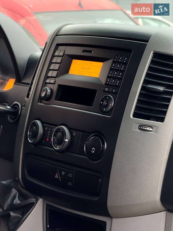 Грузовой фургон Mercedes-Benz Sprinter 2015 в Черновцах фото 13 Грузовой фургон Mercedes-Benz Sprinter 2015 в Черновцах