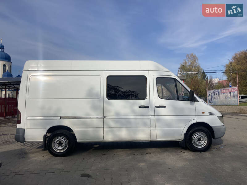 Грузопассажирский фургон Mercedes-Benz Sprinter 2001 в Черновцах фото 9 Грузопассажирский фургон Mercedes-Benz Sprinter 2001 в Черновцах