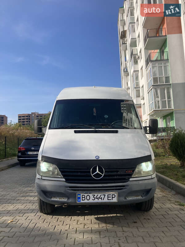 Грузопассажирский фургон Mercedes-Benz Sprinter 2001 в Черновцах фото 14 Грузопассажирский фургон Mercedes-Benz Sprinter 2001 в Черновцах