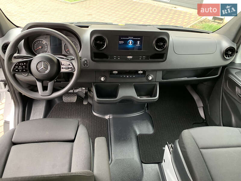 Мікроавтобус Mercedes-Benz Sprinter 2022 в Рівному фото 31 Мікроавтобус Mercedes-Benz Sprinter 2022 в Рівному