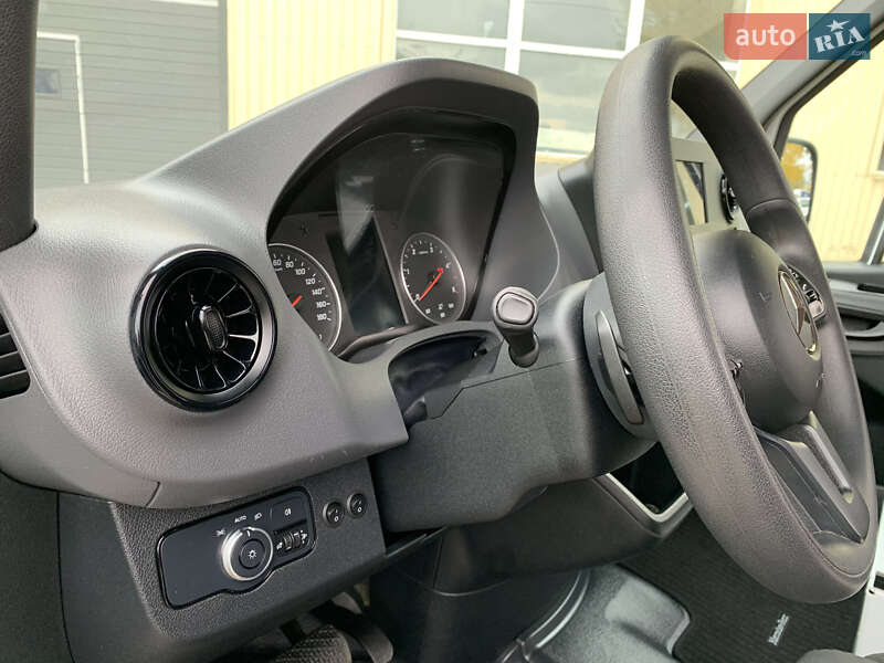 Мікроавтобус Mercedes-Benz Sprinter 2022 в Рівному фото 30 Мікроавтобус Mercedes-Benz Sprinter 2022 в Рівному