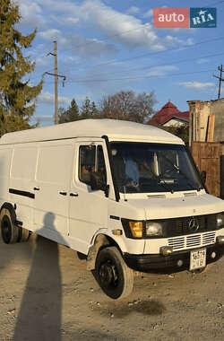 Грузовой фургон Mercedes-Benz Sprinter 1995 в Верхнем Вербиже