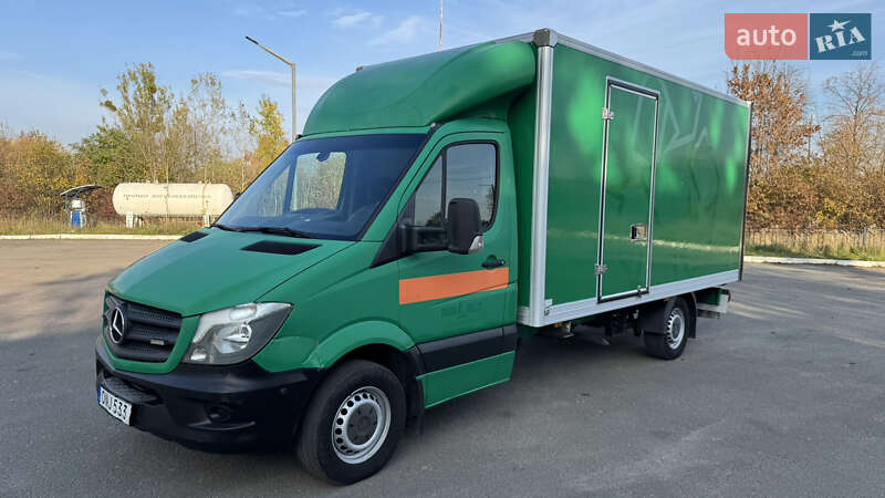 Грузовой фургон Mercedes-Benz Sprinter 2015 в  фото Грузовой фургон Mercedes-Benz Sprinter 2015 в