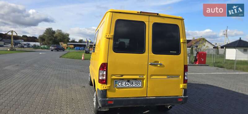 Вантажопасажирський фургон Mercedes-Benz Sprinter 1998 в Чернівцях