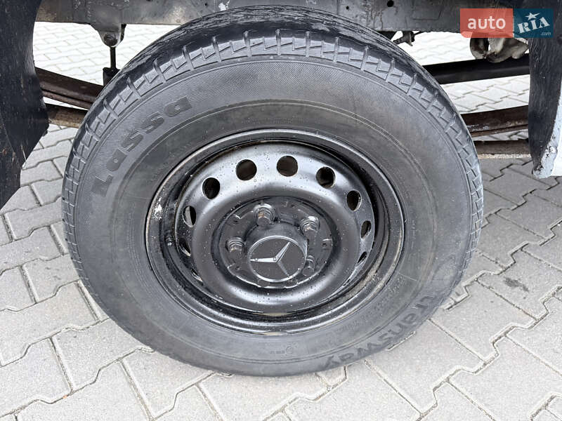 Грузовой фургон Mercedes-Benz Sprinter 2004 в Хмельницком фото 8 Грузовой фургон Mercedes-Benz Sprinter 2004 в Хмельницком