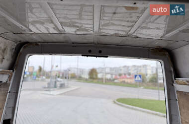 Вантажний фургон Mercedes-Benz Sprinter 2004 в  фото 13 Вантажний фургон Mercedes-Benz Sprinter 2004 в