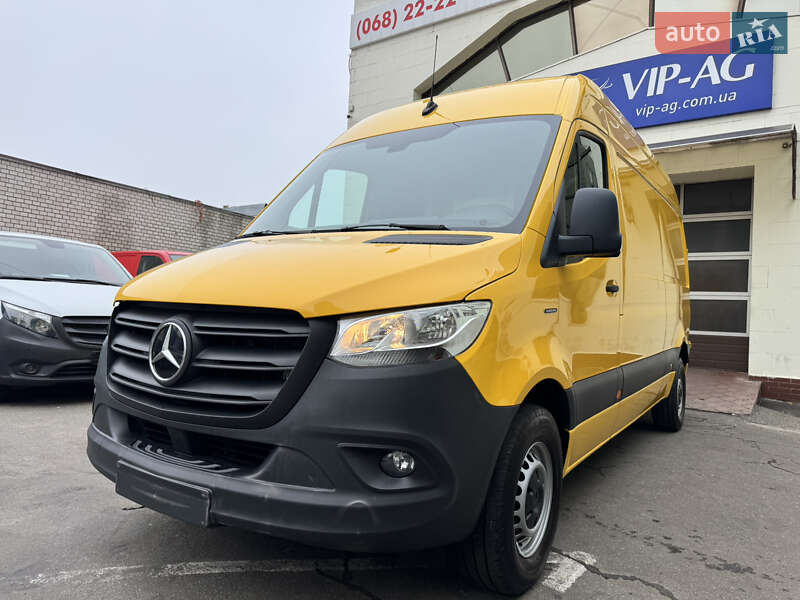 Вантажний фургон Mercedes-Benz Sprinter 2023 в Києві фото Вантажний фургон Mercedes-Benz Sprinter 2023 в Києві