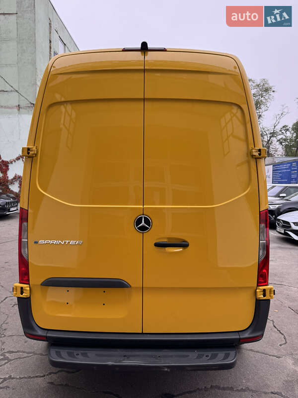 Вантажний фургон Mercedes-Benz Sprinter 2023 в Києві фото 41 Вантажний фургон Mercedes-Benz Sprinter 2023 в Києві