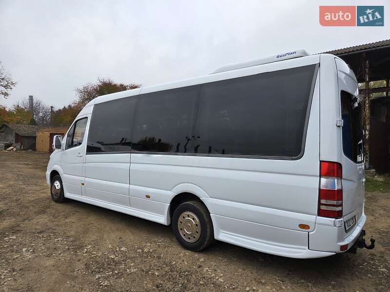 Туристичний / Міжміський автобус Mercedes-Benz Sprinter 2015 в Чернівцях