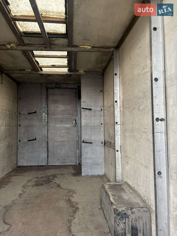 Вантажний фургон Mercedes-Benz Sprinter 2003 в Брошневі-Облозі фото 18 Вантажний фургон Mercedes-Benz Sprinter 2003 в Брошневі-Облозі