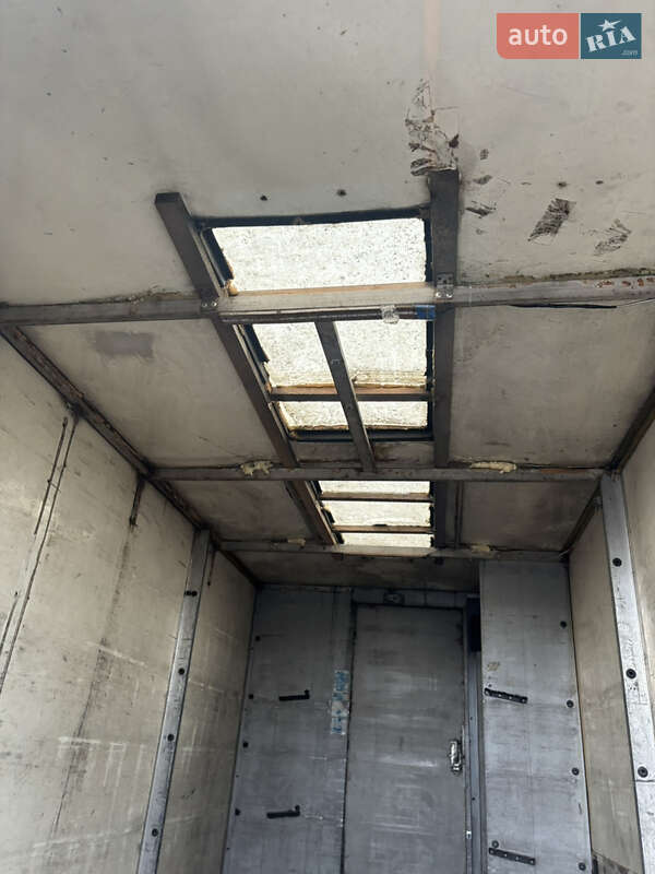 Вантажний фургон Mercedes-Benz Sprinter 2003 в Брошневі-Облозі фото 20 Вантажний фургон Mercedes-Benz Sprinter 2003 в Брошневі-Облозі