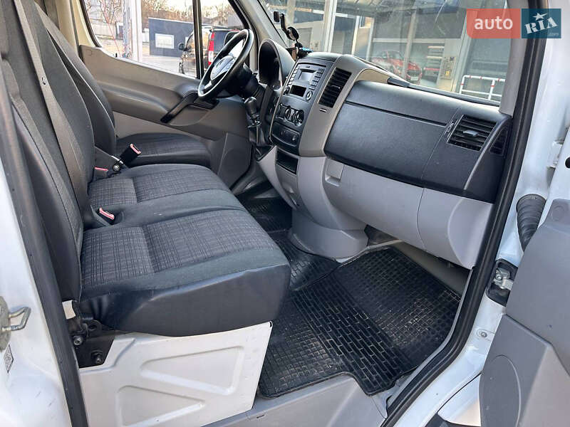 Эвакуатор Mercedes-Benz Sprinter 2015 в Бучаче