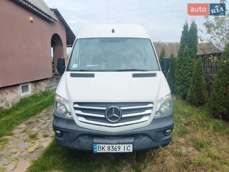 Грузовой фургон Mercedes-Benz Sprinter 2016 в Рокитном фото 17 Грузовой фургон Mercedes-Benz Sprinter 2016 в Рокитном