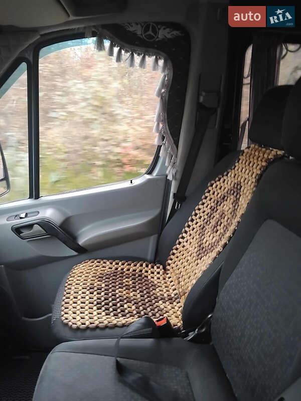 Мікроавтобус Mercedes-Benz Sprinter 2006 в Рожнятові фото 11 Мікроавтобус Mercedes-Benz Sprinter 2006 в Рожнятові