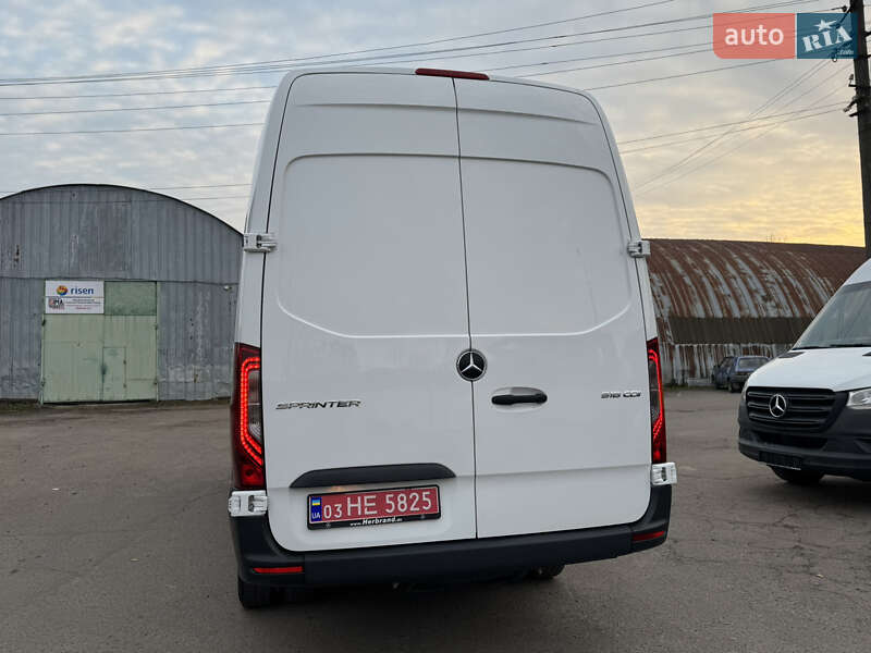 Вантажний фургон Mercedes-Benz Sprinter 2019 в Рівному