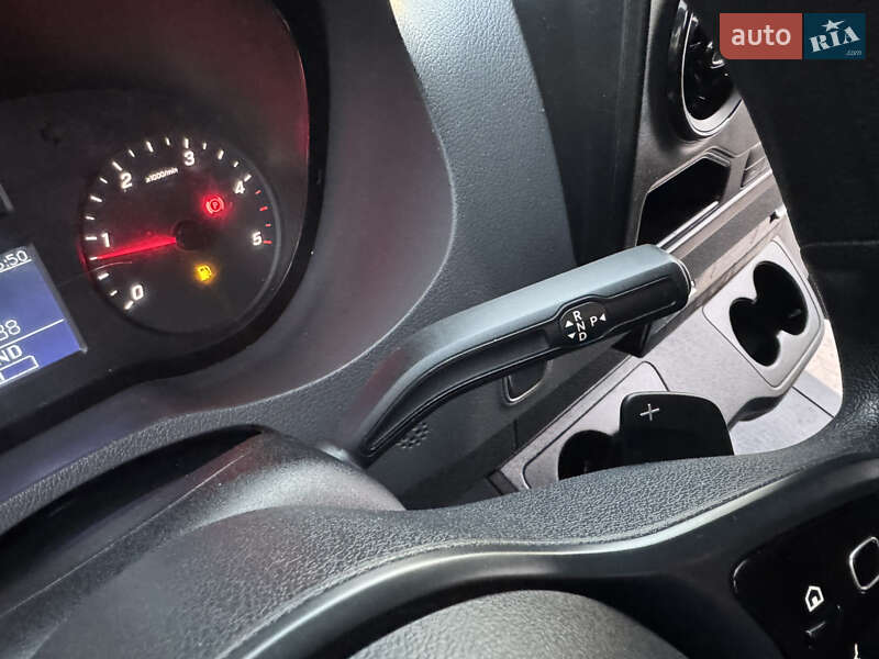 Вантажний фургон Mercedes-Benz Sprinter 2019 в Рівному