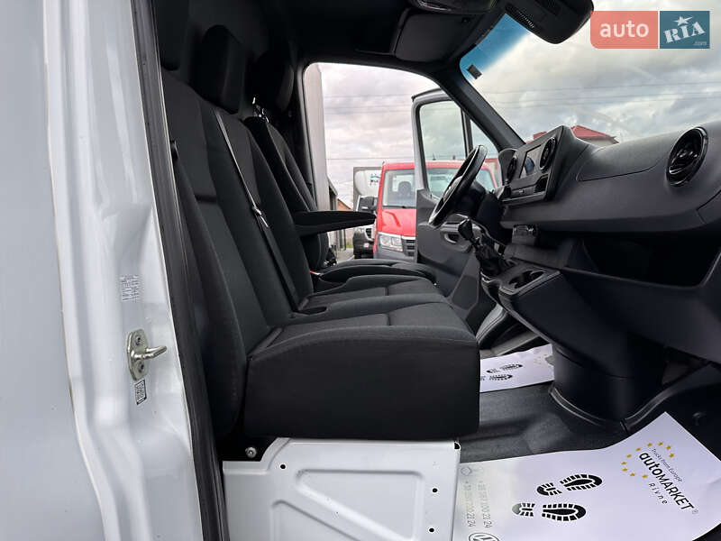 Грузовой фургон Mercedes-Benz Sprinter 2021 в Ровно