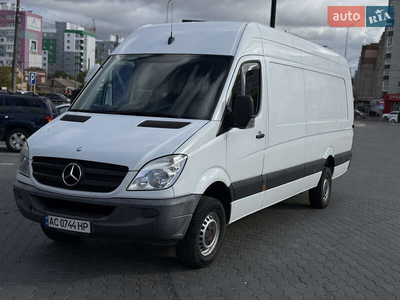 Вантажний фургон Mercedes-Benz Sprinter 2011 в Луцьку