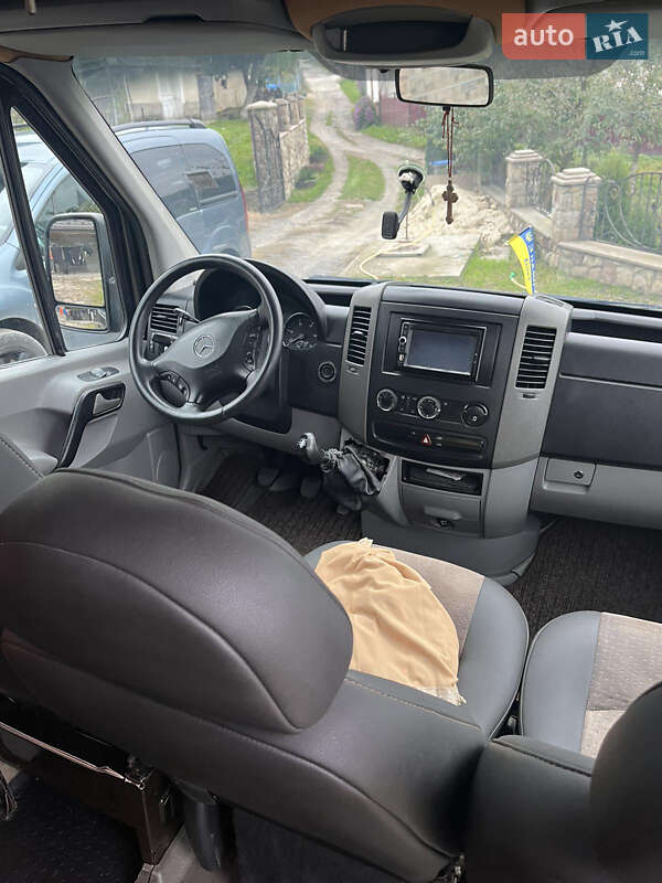 Вантажопасажирський фургон Mercedes-Benz Sprinter 2008 в Тернополі фото 5 Вантажопасажирський фургон Mercedes-Benz Sprinter 2008 в Тернополі