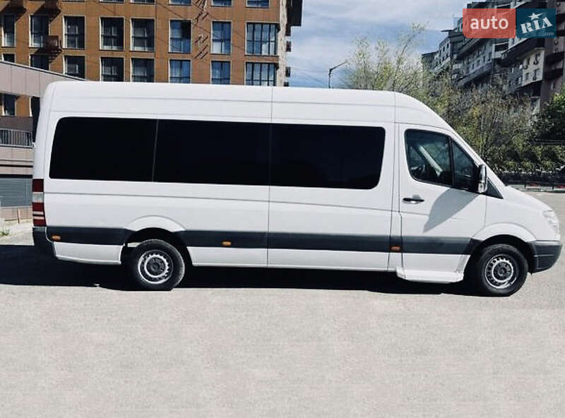 Микроавтобус Mercedes-Benz Sprinter 2010 в Кривом Роге фото 4 Микроавтобус Mercedes-Benz Sprinter 2010 в Кривом Роге