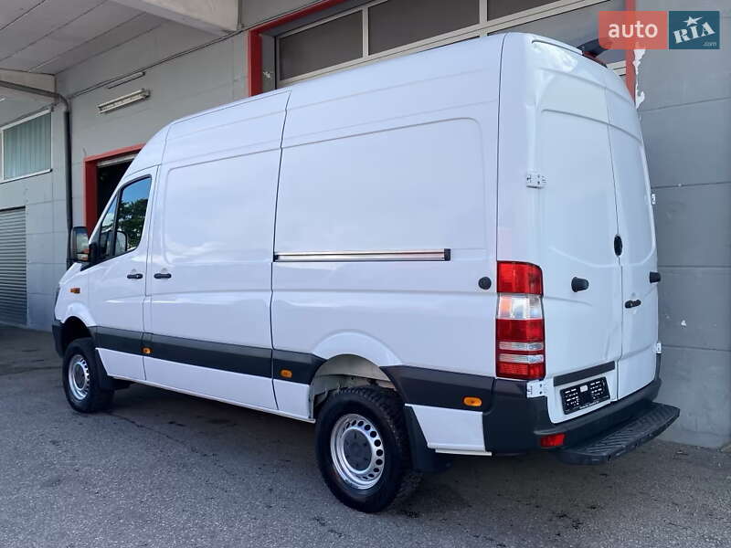 Грузовой фургон Mercedes-Benz Sprinter 2017 в Киеве фото 4 Грузовой фургон Mercedes-Benz Sprinter 2017 в Киеве