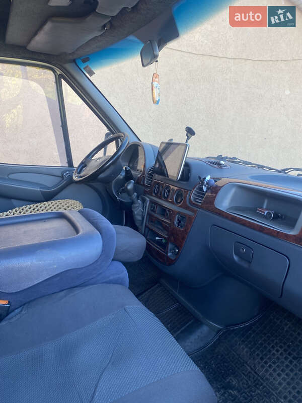 Грузопассажирский фургон Mercedes-Benz Sprinter 2003 в Тернополе фото 11 Грузопассажирский фургон Mercedes-Benz Sprinter 2003 в Тернополе