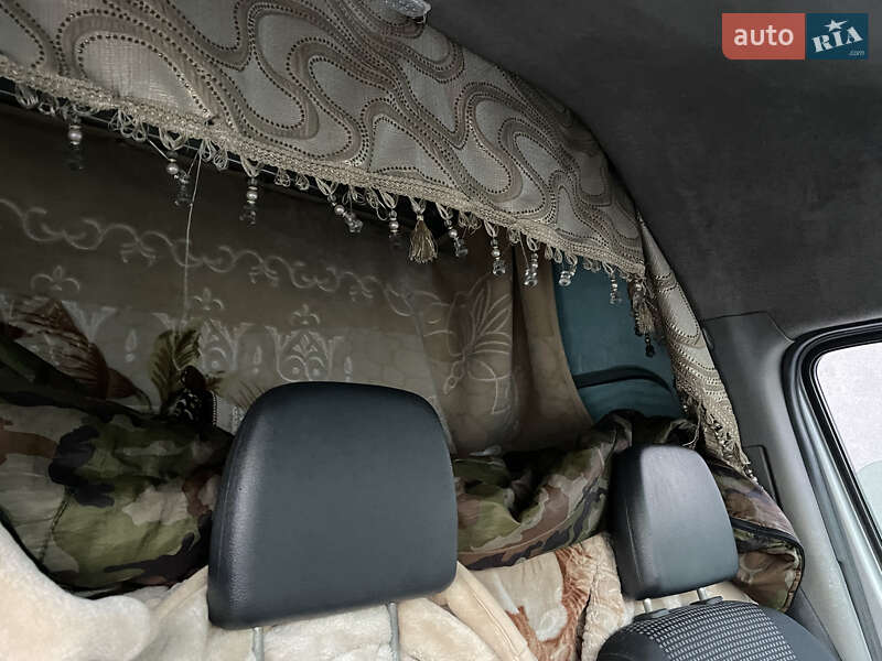 Грузовой фургон Mercedes-Benz Sprinter 2007 в Стрые
