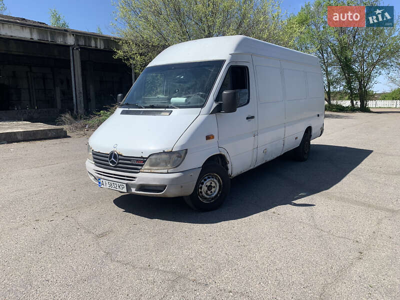 Вантажний фургон Mercedes-Benz Sprinter 2001 в Лубнах фото Вантажний фургон Mercedes-Benz Sprinter 2001 в Лубнах