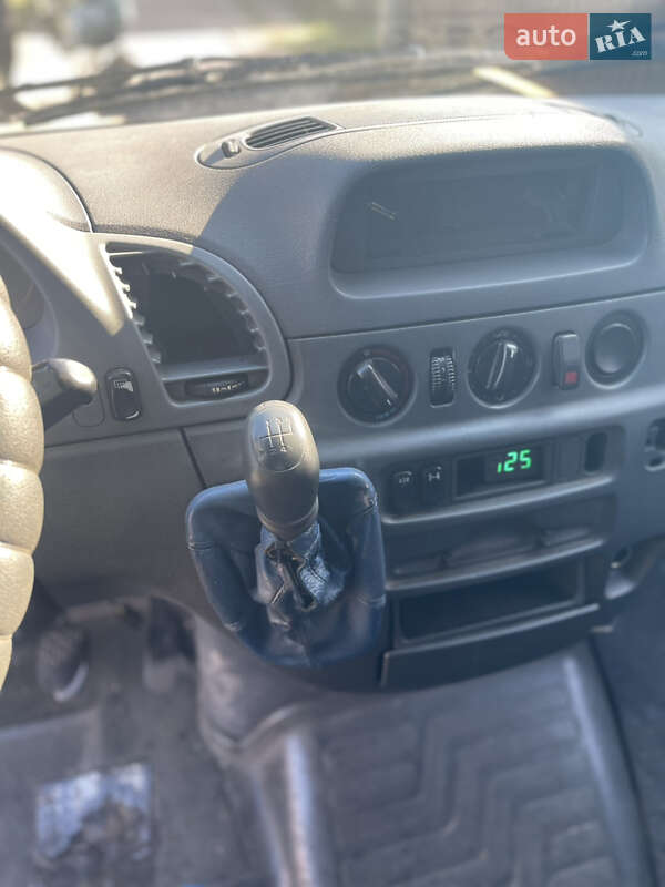 Грузопассажирский фургон Mercedes-Benz Sprinter 2005 в Киеве