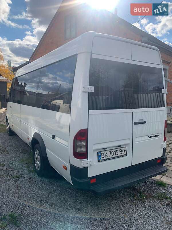 Туристичний / Міжміський автобус Mercedes-Benz Sprinter 2004 в Дубні фото 9 Туристичний / Міжміський автобус Mercedes-Benz Sprinter 2004 в Дубні