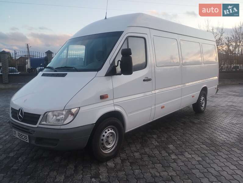 Грузовой фургон Mercedes-Benz Sprinter 2004 в Костополе фото 11 Грузовой фургон Mercedes-Benz Sprinter 2004 в Костополе