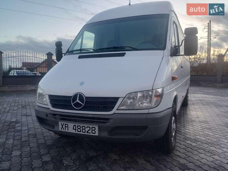 Грузовой фургон Mercedes-Benz Sprinter 2004 в Костополе фото 9 Грузовой фургон Mercedes-Benz Sprinter 2004 в Костополе