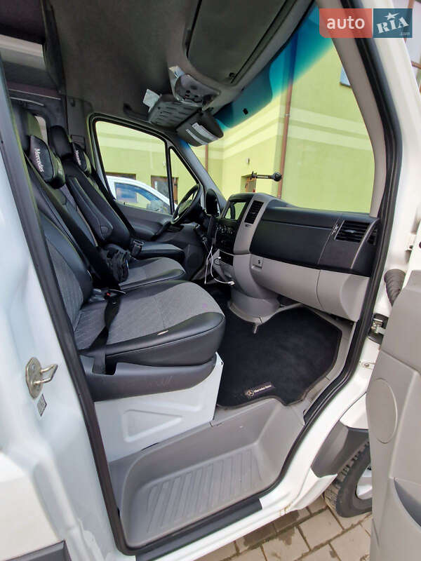 Микроавтобус Mercedes-Benz Sprinter 2015 в Богородчанах фото 17 Микроавтобус Mercedes-Benz Sprinter 2015 в Богородчанах