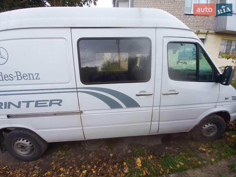 Микроавтобус Mercedes-Benz Sprinter 2005 в Звягеле
