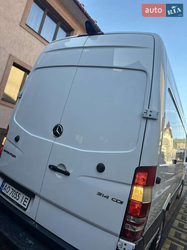 Вантажний фургон Mercedes-Benz Sprinter 2018 в Тячеві