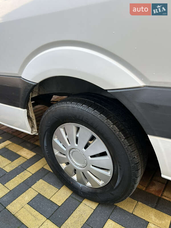 Вантажний фургон Mercedes-Benz Sprinter 2018 в Тячеві