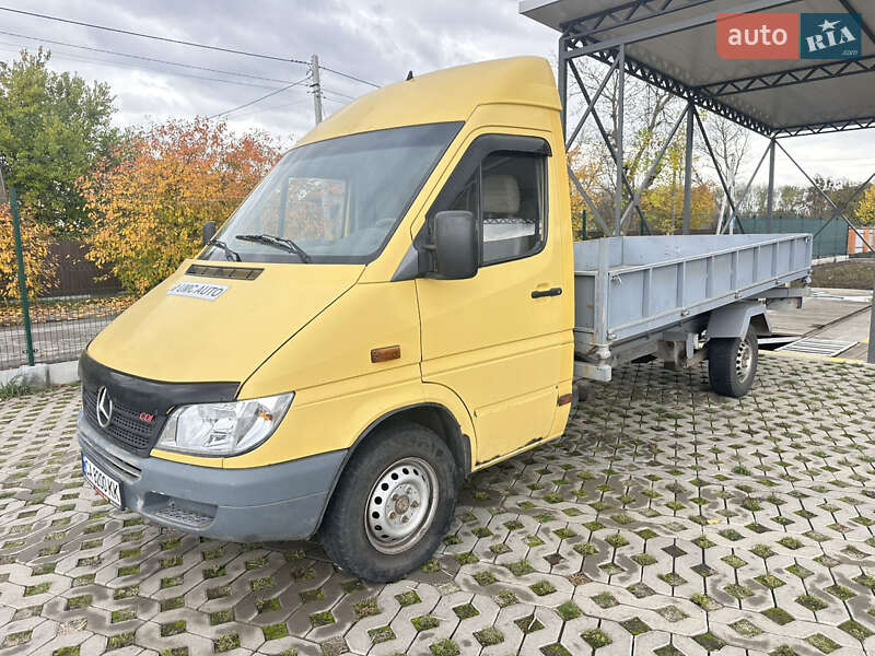 Самосвал Mercedes-Benz Sprinter 2001 в Корсуне-Шевченковском фото 2 Самосвал Mercedes-Benz Sprinter 2001 в Корсуне-Шевченковском