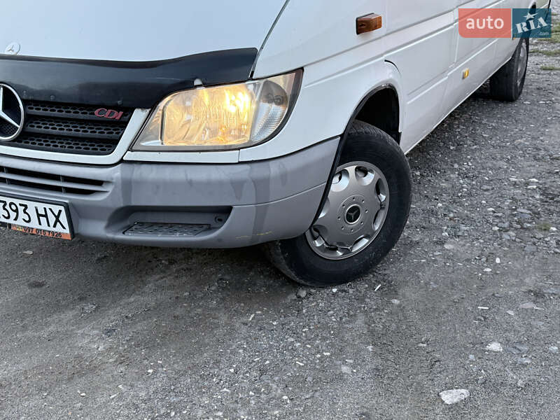 Грузопассажирский фургон Mercedes-Benz Sprinter 2001 в Хмельницком фото 3 Грузопассажирский фургон Mercedes-Benz Sprinter 2001 в Хмельницком