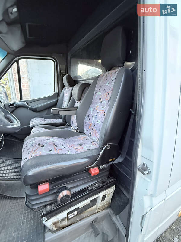 Грузопассажирский фургон Mercedes-Benz Sprinter 2001 в Хмельницком фото 19 Грузопассажирский фургон Mercedes-Benz Sprinter 2001 в Хмельницком