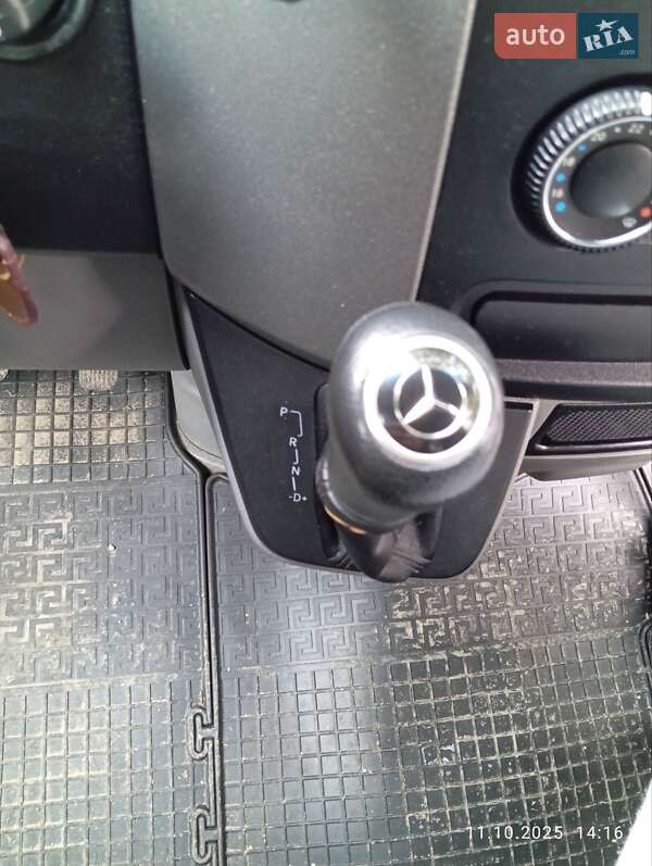 Вантажний фургон Mercedes-Benz Sprinter 2014 в Почаєві фото 2 Вантажний фургон Mercedes-Benz Sprinter 2014 в Почаєві