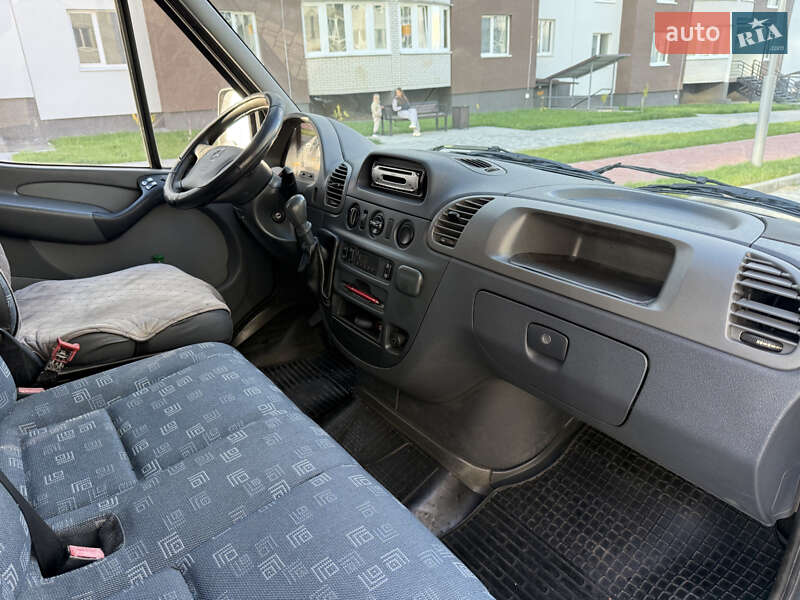 Грузовой фургон Mercedes-Benz Sprinter 2006 в Виннице