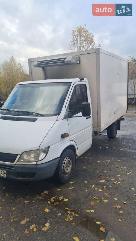Рефрижератор Mercedes-Benz Sprinter 2003 в Киеве фото 4 Рефрижератор Mercedes-Benz Sprinter 2003 в Киеве