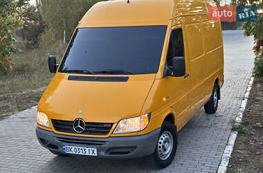 Вантажний фургон Mercedes-Benz Sprinter 2006 в Рівному Вантажний фургон Mercedes-Benz Sprinter 2006 в Рівному
