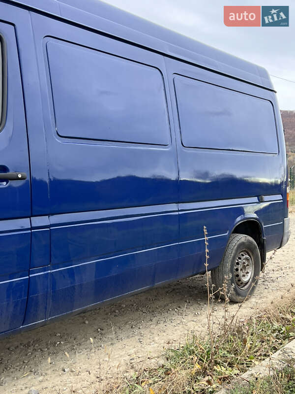Грузовой фургон Mercedes-Benz Sprinter 1997 в Кутах