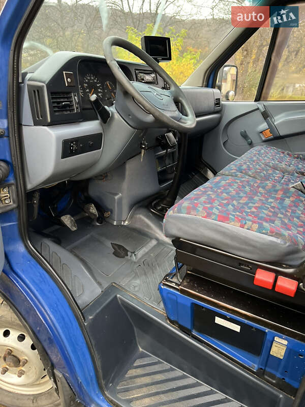 Грузовой фургон Mercedes-Benz Sprinter 1997 в Кутах